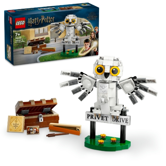 Picture of Lego Hedwig™ at 4 Privet drive